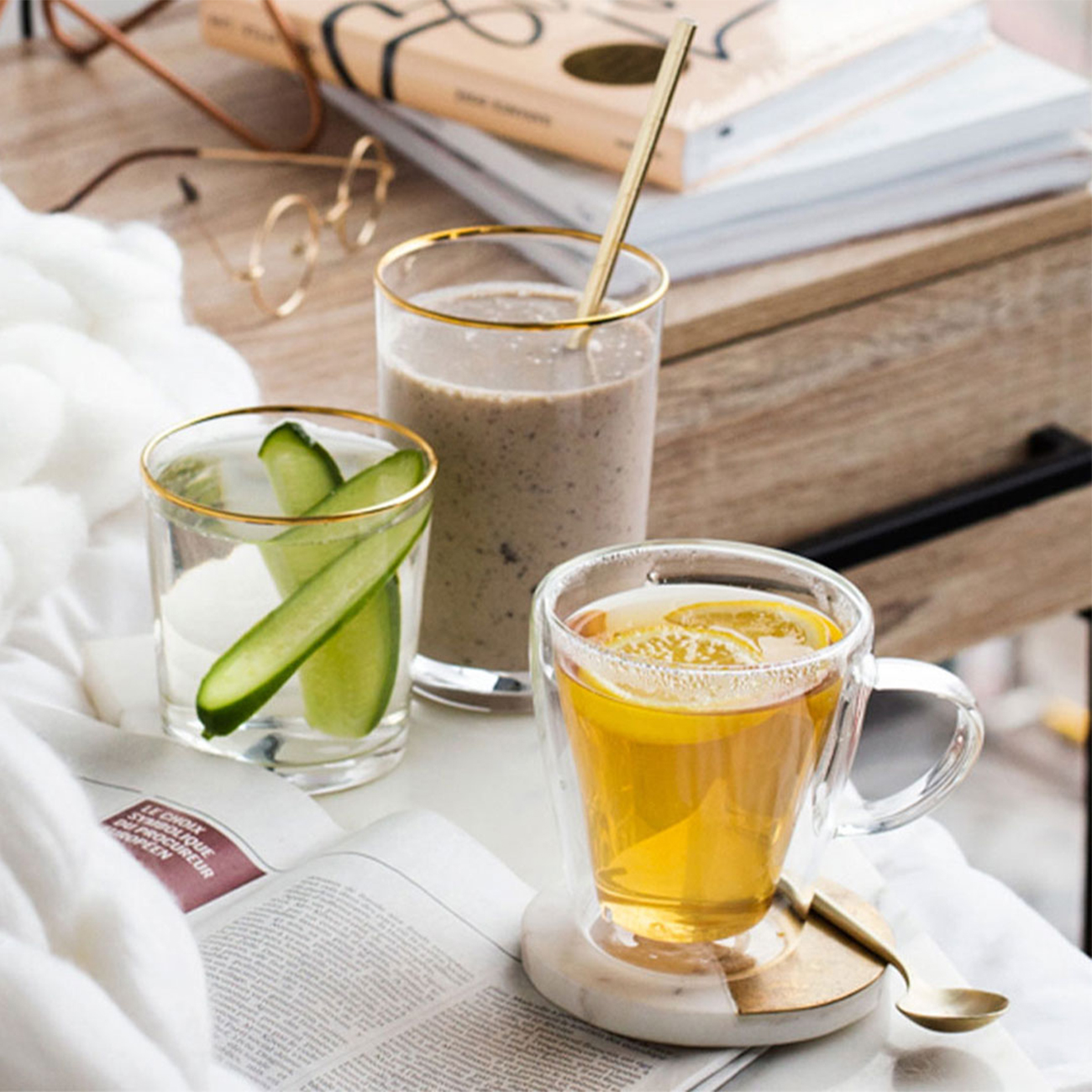 herbalife nutrition healthy breakfast in bed formula 1 shake herbal tea and aloe vera drink